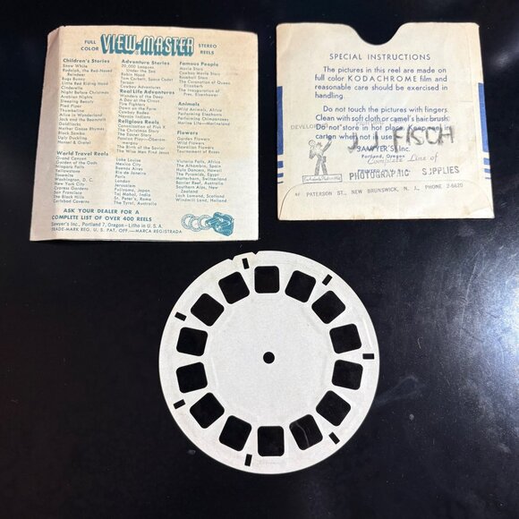 Vintage View-Master Reel 974-A 20000 Leagues Under The Sea With Original Sleeve - Picture 3 of 3